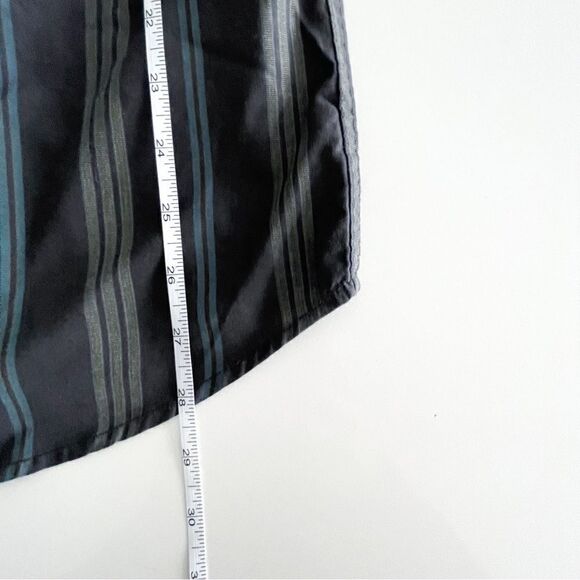 Quiksilver Shirt Striped Gray Blue Button Up Men's M - Picture 4 of 11